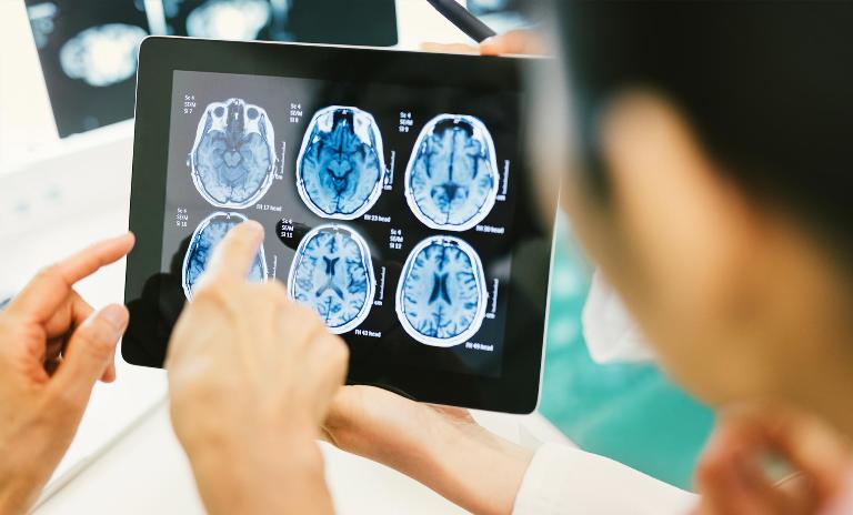 Wo ergeben sich durch neue Technologien in Diagnostik, Therapie und Kommunikation Chancen und Risiken für Krankenhäuser?