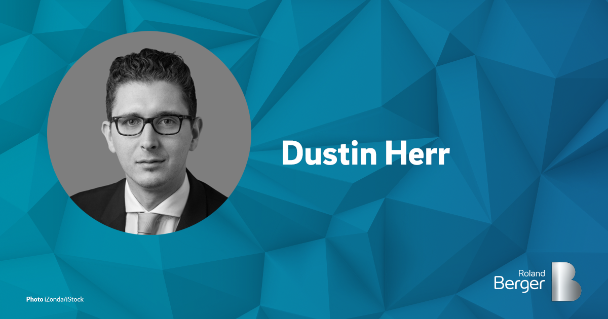 Dustin Herr | Roland Berger
